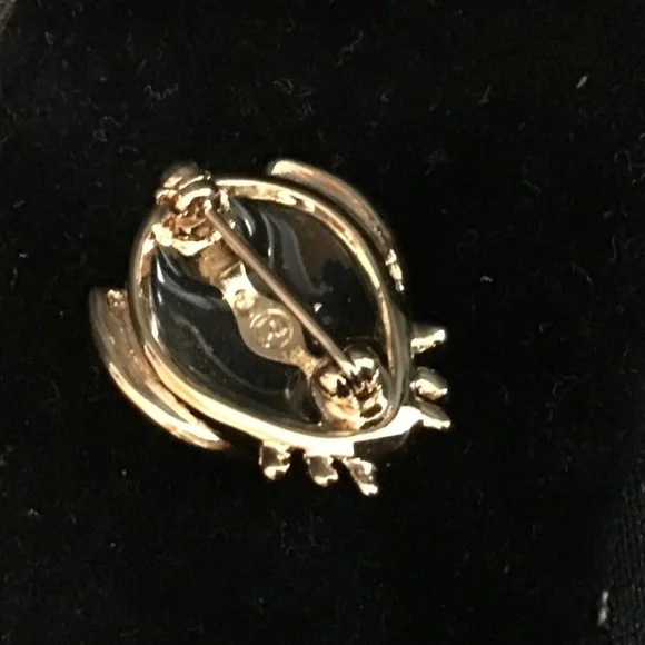 Swarovski Lady Bug Brooch - Picture 5 of 5